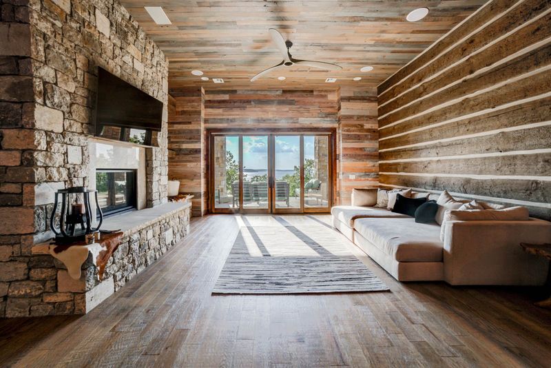 Reclaimed Barnwood Accents