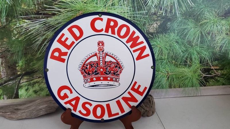 Dig Through Attics For 13 Early 1900s Gems That Minnesota Experts Say Can Fetch Thousands - Decor Hint Early Advertising Signs