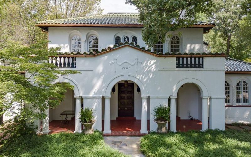 I've Watched Illinois Architecture Evolve And These 17 Styles Could Disappear By 2030 - Decor Hint Spanish Mission Revival