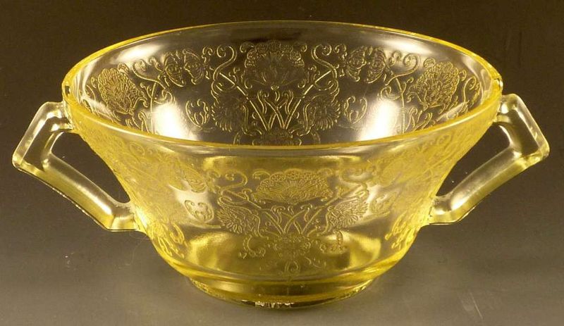 5 Depression Glass Patterns Collectors Avoid (Plus 3 That Still Go Unwanted) - Decor Hint Hazel-Atlas Florentine #2