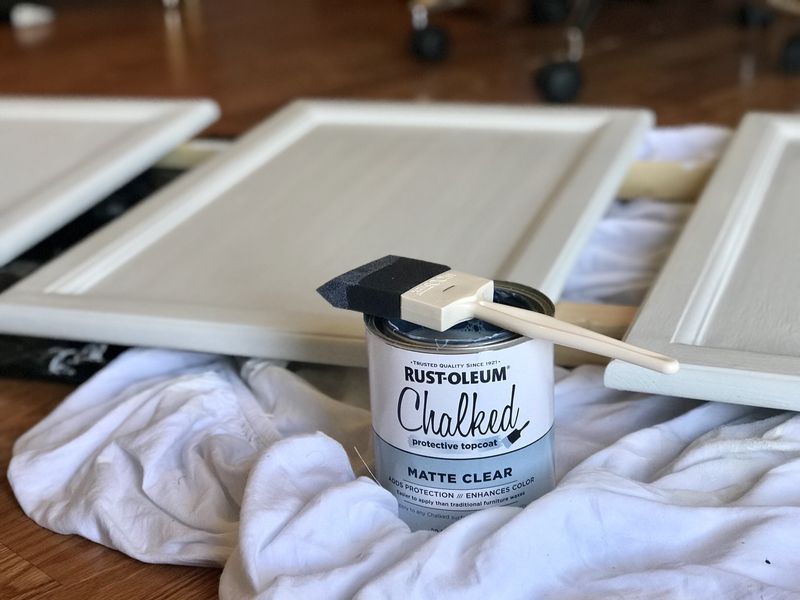How To Paint Kitchen Cabinets Like A Pro In 10 Simple Steps - Decor Hint Add Topcoat