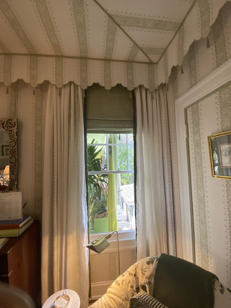 Linen Curtains (No)