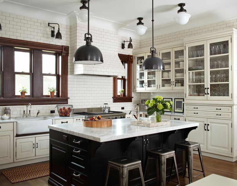 14 Kitchen Mistakes New Mexico Homebuyers Can't Unsee, According To Designers - Decor Hint Style Identity Crisis