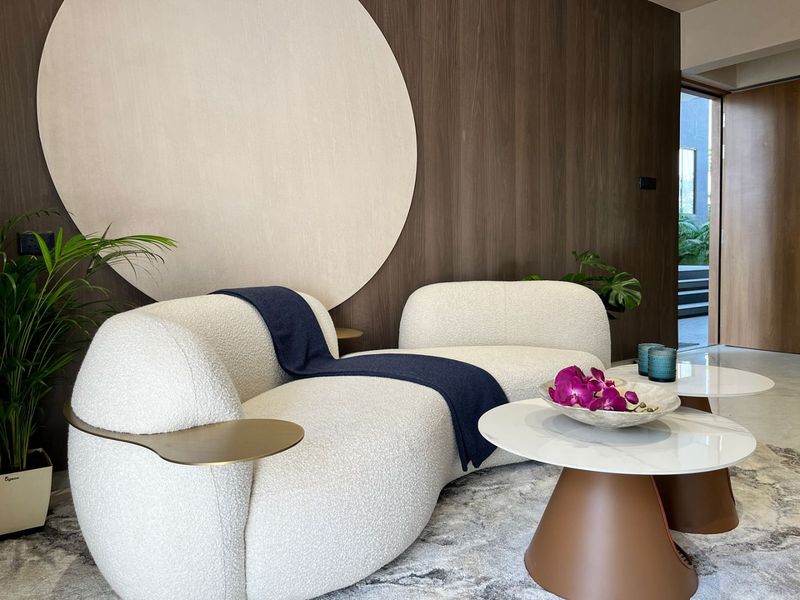 9 Expensive-Looking Decor Trends You'll See Everywhere This Year, Designers Say - Decor Hint Curved Furniture Makes a Comeback