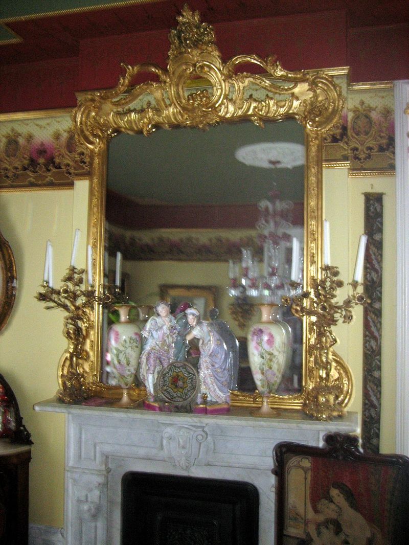 Bold Bayou Style 13 Louisiana Design Details You'll Love - Decor Hint Gilded Mirrors