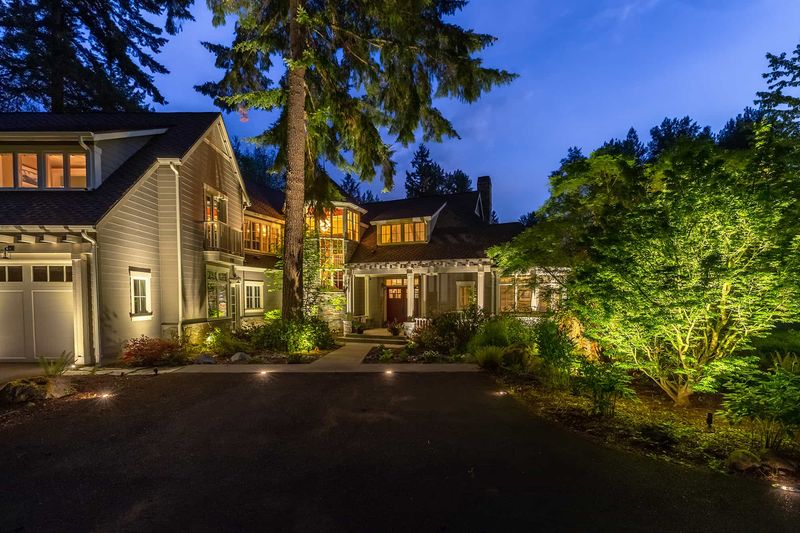 10 Outdoor Space Styles Showing Up In Washington Homes And 4 That Are Starting To Disappear - Decor Hint Smart Outdoor Lighting Systems