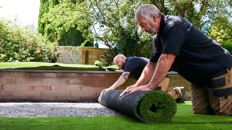 17 Popular Home Additions That Actually Make Buyers Walk Away - Decor Hint Artificial Turf That Bakes In Summer