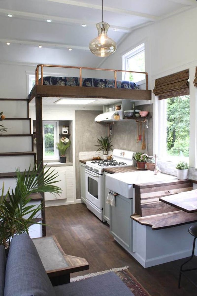 21 Granny Pods That Explain The New Definition Of Snugly Living (And What To Watch Out For) - Decor Hint Rustic Bauhaus Design