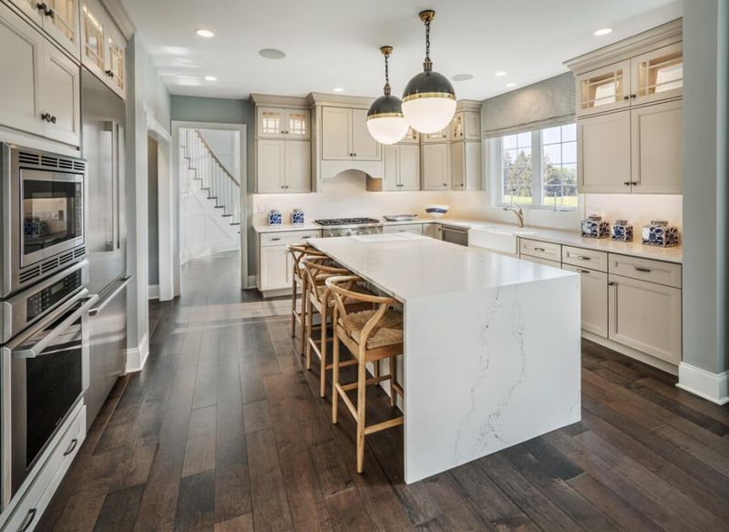 8 Kitchen Mistakes Making Your Pennsylvania Home Look Stuck In The Past (And 8 Easy Upgrades To Bring It Into The Now), According To Designers - Decor Hint Quartz And Marble Countertops