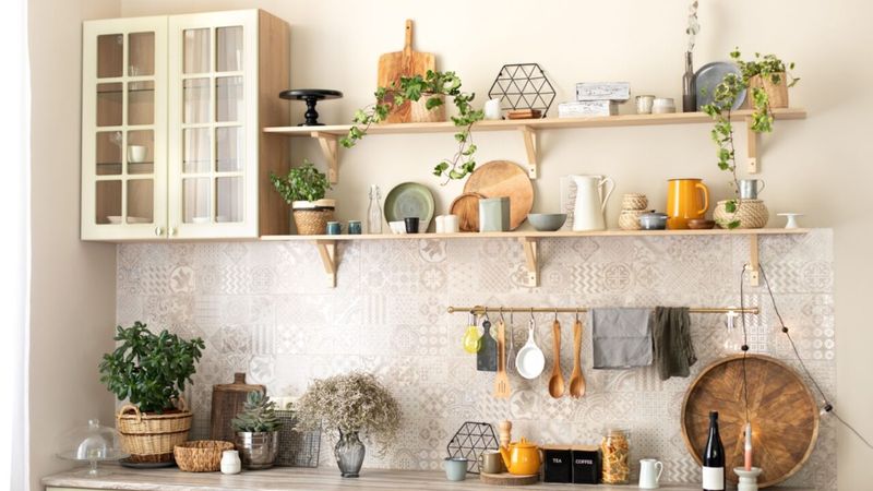 Open Shelving Closing Up