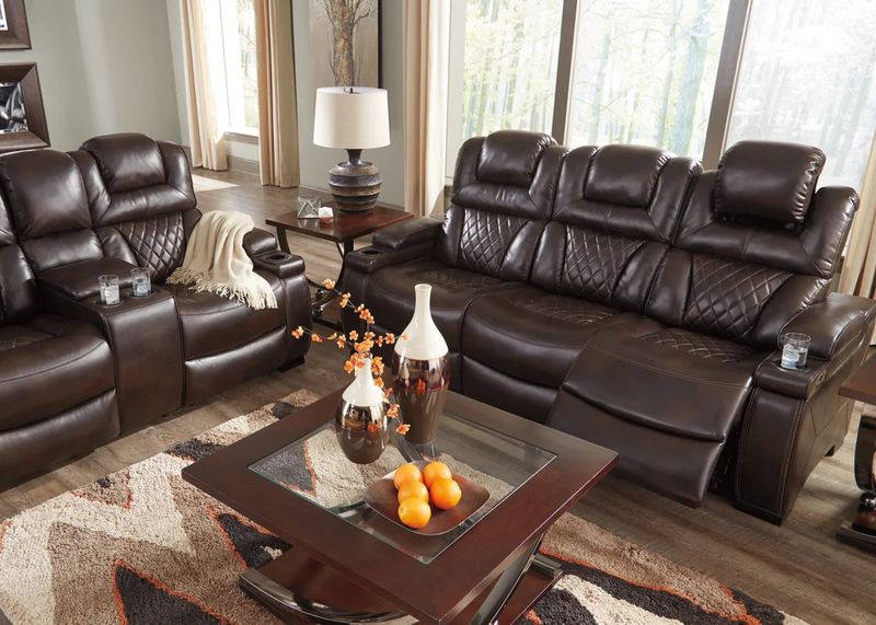 8 Old Couch Colors Alabama Is Retiring, 10 Modern Alternatives To Choose - Decor Hint Dark Chocolate Brown: The Heavy Heavyweight