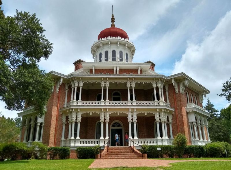 50 Photos Of Famous Historic Houses In Each US State - Decor Hint Longwood, Mississippi