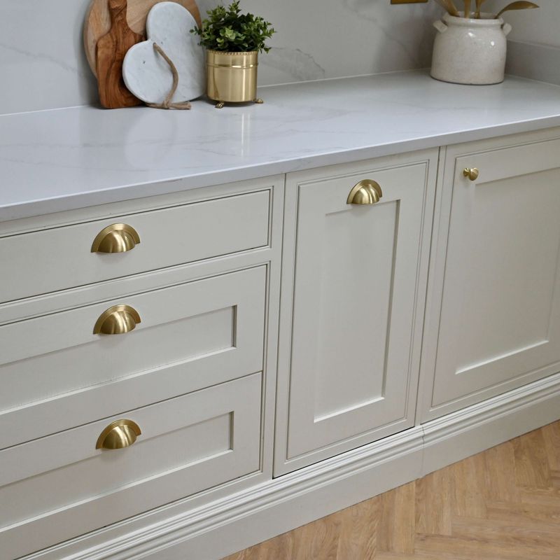 Scalloped Cabinet Hardware