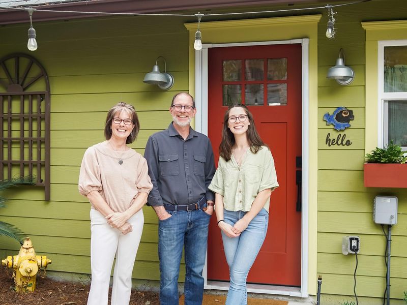 Family Turns Garage Into $69K Apartment So Son Can Launch Startup Rent-Free - Decor Hint The Family Behind The Project