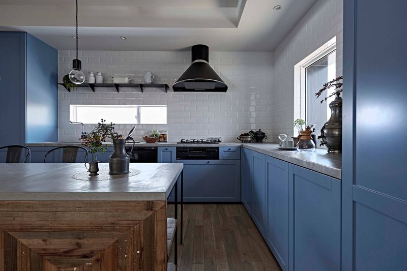 17 Blue Kitchen Cabinets That Display Elegance And Good Taste - Decor Hint Slate Blue Industrial Edge