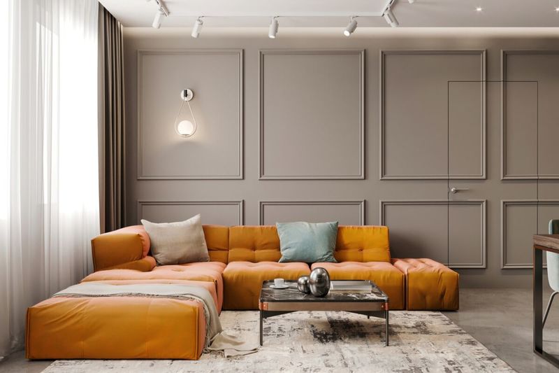 12 Simple Tips To Make Your Living Room Look Expensive And 10 Things You Should Avoid - Decor Hint Use Decorative Molding Or Trim