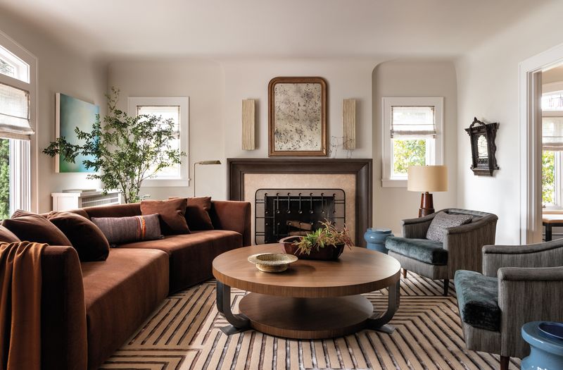 Retro Comeback: 16 Home Items That Are Big Again In The Pacific Northwest - Decor Hint Plush velvet sofas