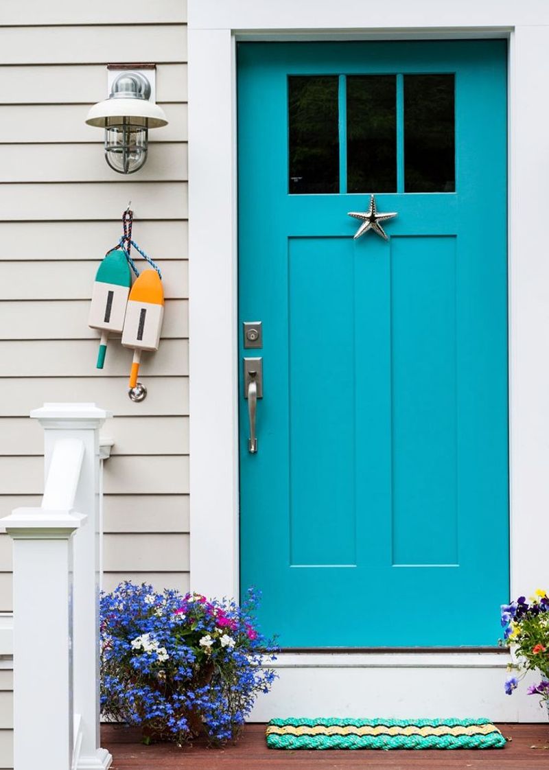 10 Coastal-Inspired Curb Appeal Ideas From Florida Homes - Decor Hint Nautical Front Door