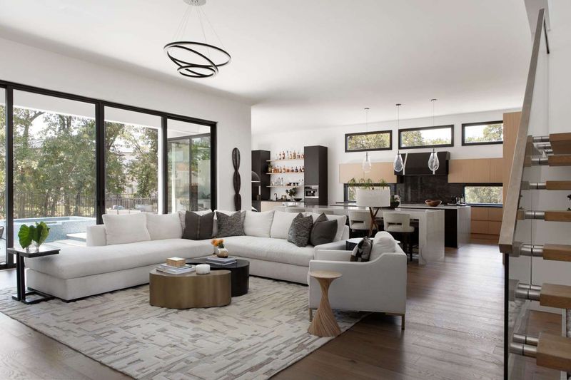 14 Modern Alternatives To Old-Fashioned Home Décor Trends - Decor Hint Area Rugs Vs. Wall-To-Wall Carpeting