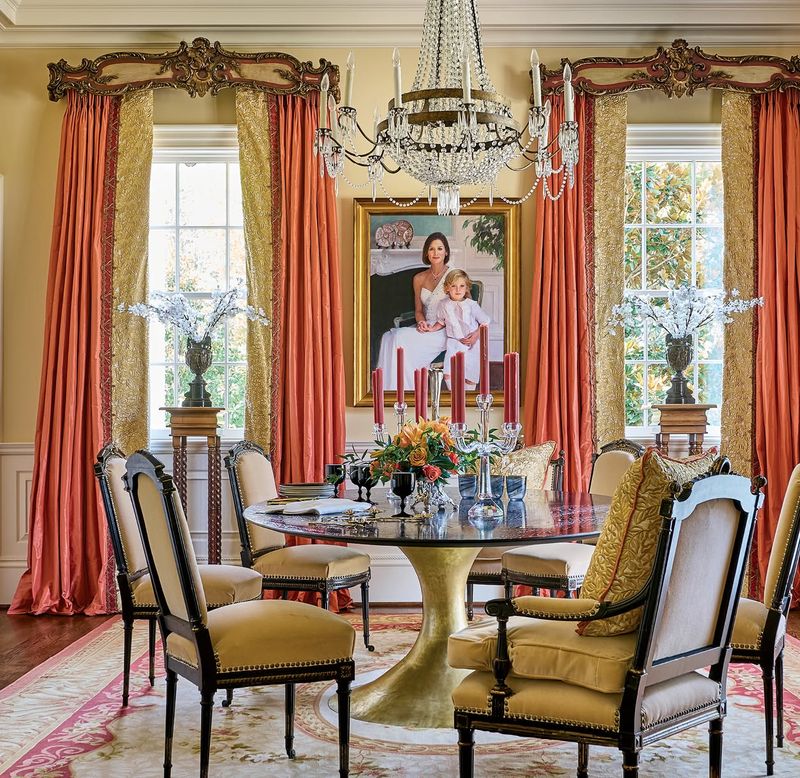 13 Georgia Decor Elements That Bring Back Southern Charm - Decor Hint Peach Motifs in Unexpected Places