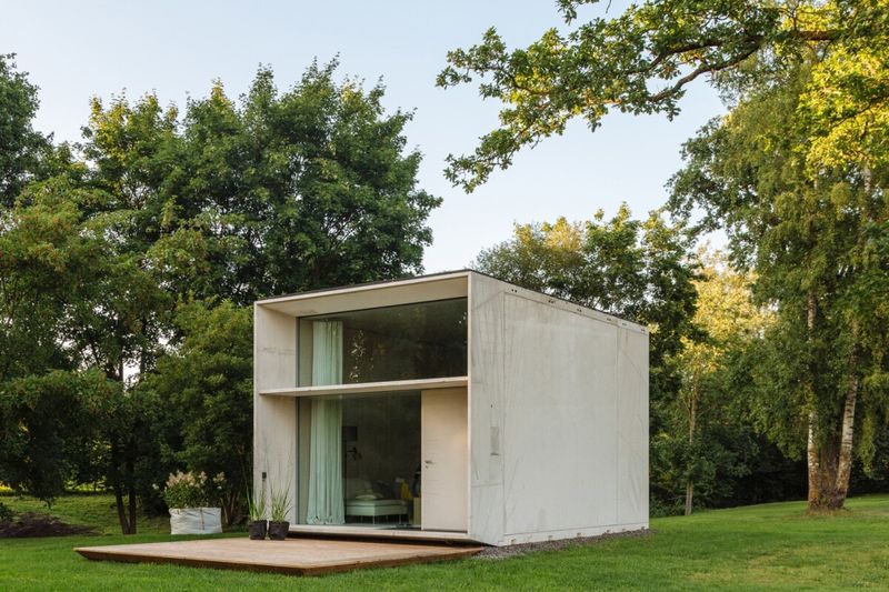 KODA: The Concrete Cube That Moves With You