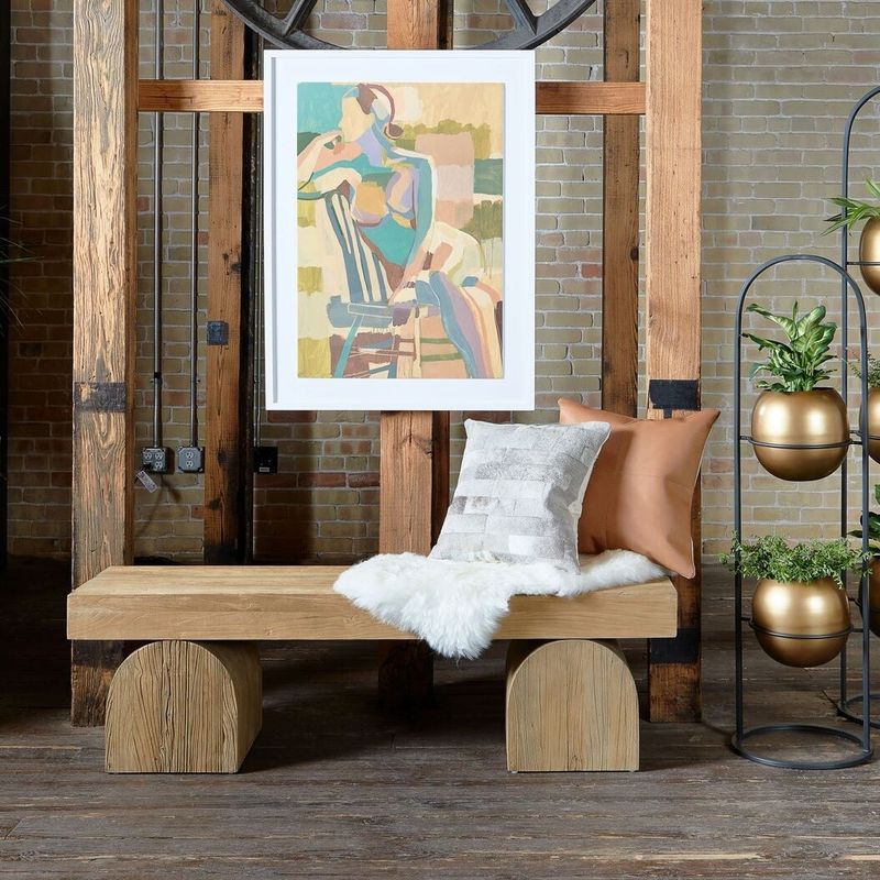 9 Surprising Reasons A Bench Makes Your Living Room More Versatile - Decor Hint Easily Moves for Flexibility