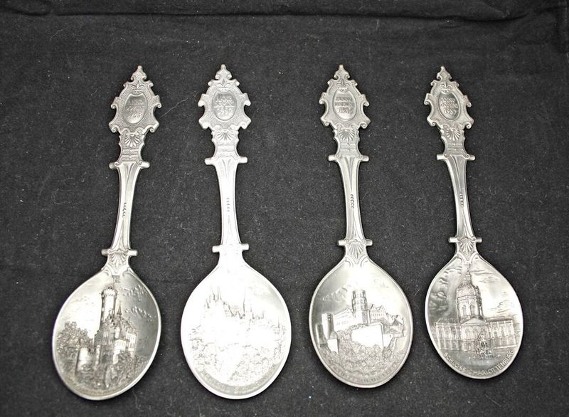 36 Antiques Are Not Worth A Penny Nowadays, For Real - Decor Hint Collectible Souvenir Spoons