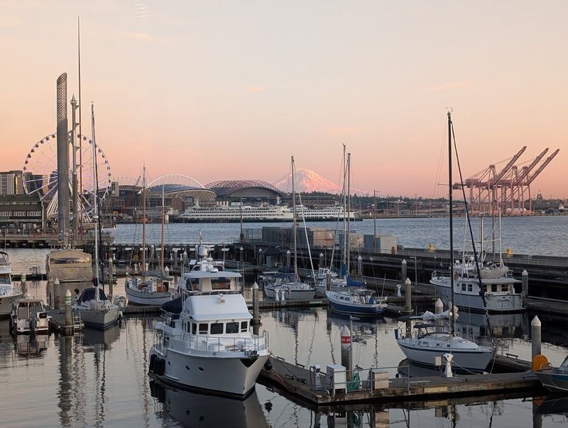 People Travel From Across Washington For The Fish And Chips At This Beloved Seafood Restaurant - Decor Hint The Seattle Waterfront Neighborhood That Sets The Scene