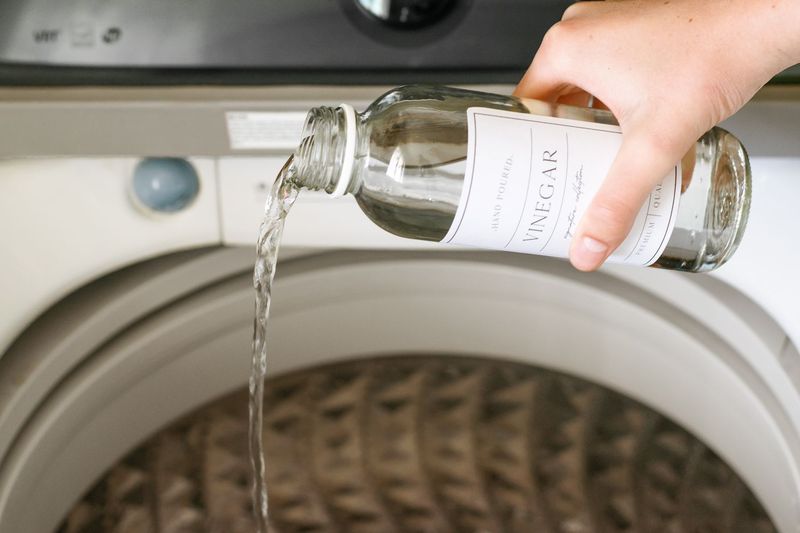 MYTH: Vinegar Damages Washing Machines
