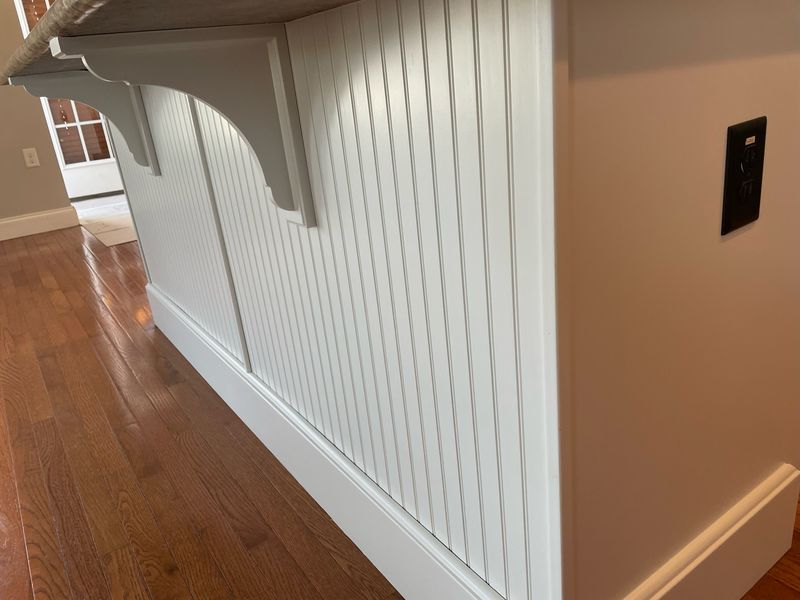 11 Ideas To Steal From The Kitchens Of The 1990s And How To Make Them Actually Look Chic In 2025 - Decor Hint Beadboard Detailing: Texture With Restraint