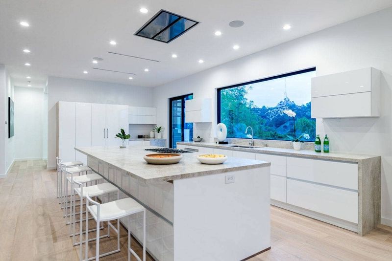 Designers In Washington Say Goodbye To These 9 Kitchen Trends And Hello To These 9 - Decor Hint Sleek Minimalist Islands