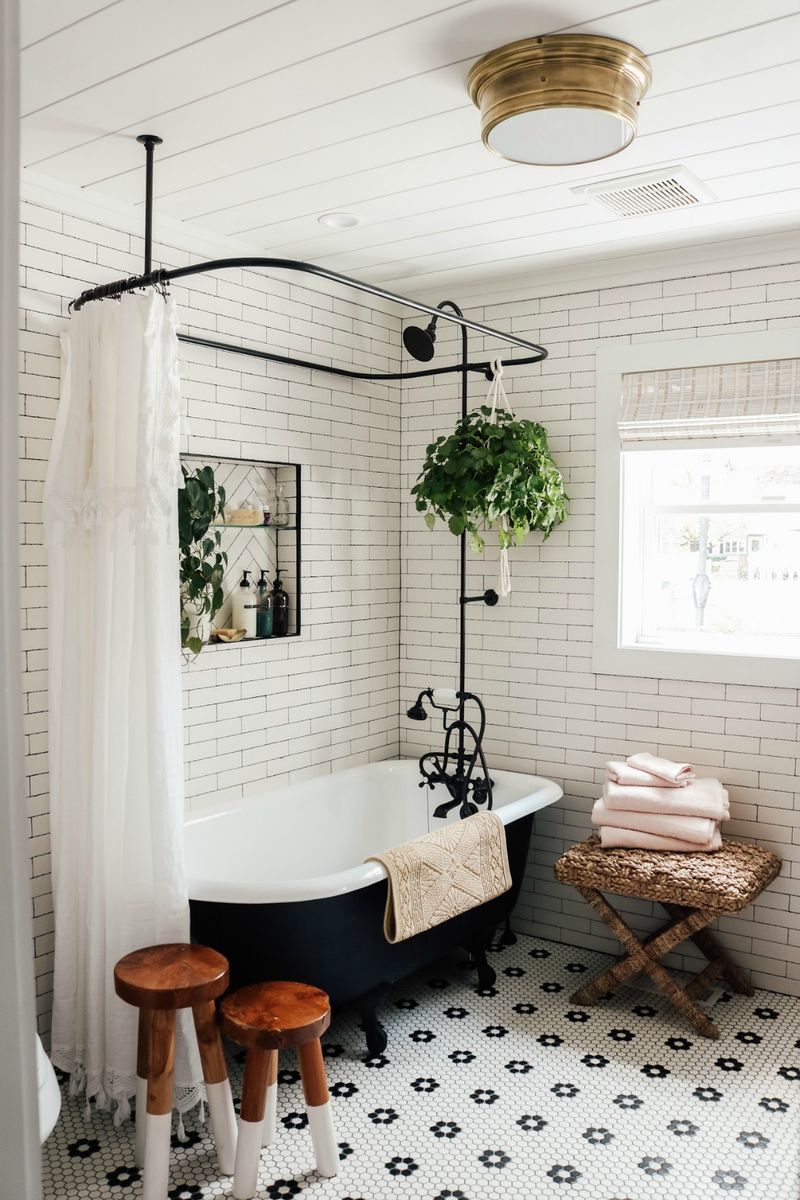 Don't Ditch These 37 Things You'll Miss Them More Than You Think - Decor Hint Clawfoot Bathtub