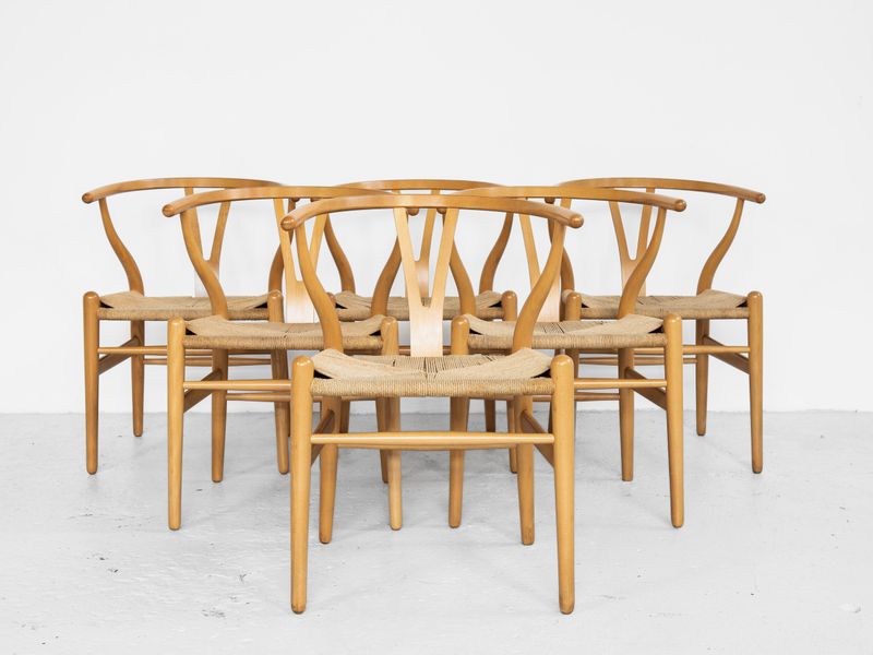 9 Antiques New York Collectors Are Betting On And 9 You Might Regret Keeping - Decor Hint Mid‑Century & Danish Chairs