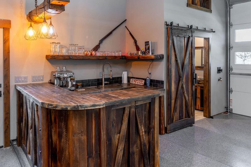 How Indiana Homes Are Using Desert-Inspired Designs In Unexpected Ways - Decor Hint Reclaimed Wood Accents Echo Desert Ranch Aesthetics