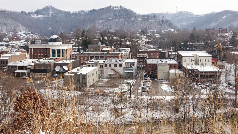 Falling: Coal Country Properties