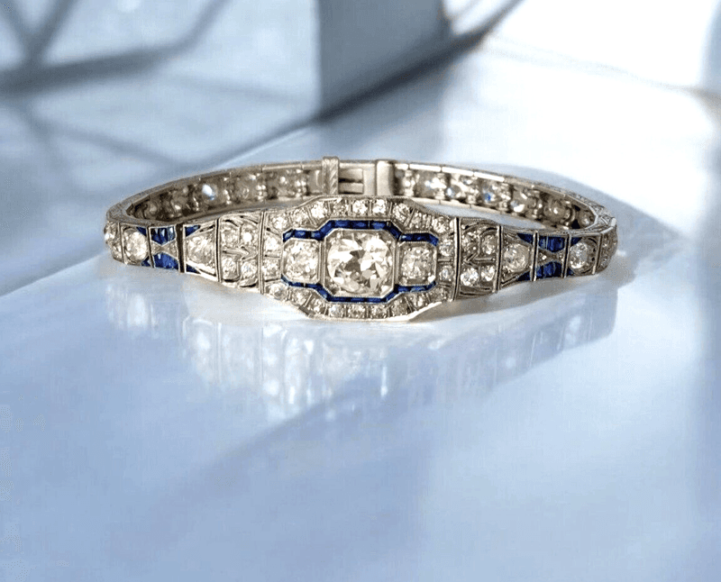 Attic Treasures: 7 Antiques Worth Thousands Plus 5 That Could Be Worth A Fortune - Decor Hint Antique Jewelry