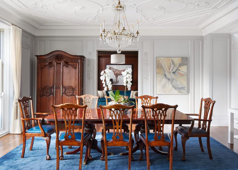 How California's Antique Stores Keep Classic Furniture Trends Alive - Decor Hint Blending Old with New Creates Fresh Styles