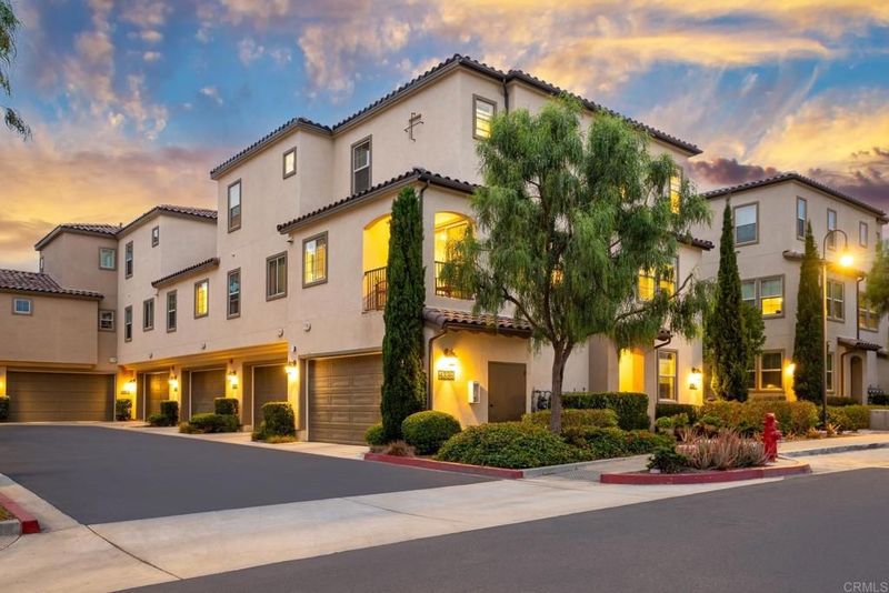 Oceanside's Housing Scene Points To 7 Home Styles Dropping In Price And 6 Gaining Interest - Decor Hint Townhomes And Smaller Footprint Homes