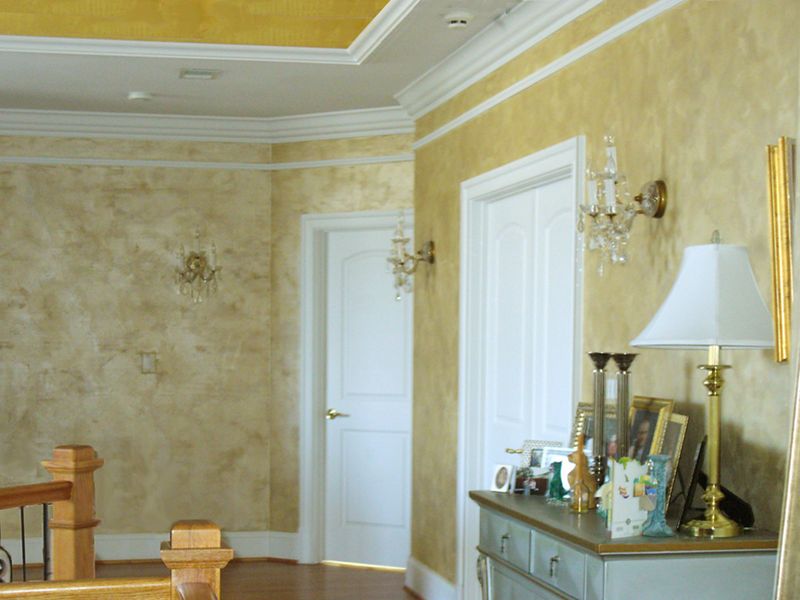 10 Designs That Make Your Home Look Tacky (And 3 That Are Always A No) - Decor Hint Too Much Faux Finishing