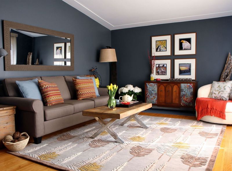 17 Colors To Never Pair With Blue, According To Interior Designers - Decor Hint Muddy Brown