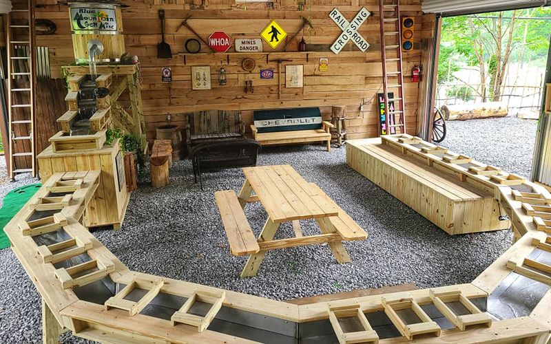 9 West Virginia DIY Projects That Are Practically A State Hobby - Decor Hint Pallet Wood Furniture