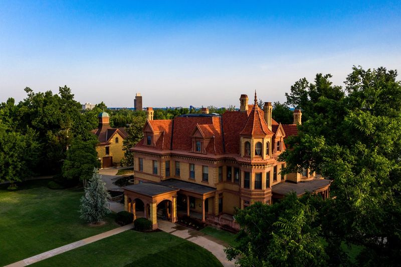 50 Photos Of Famous Historic Houses In Each US State - Decor Hint Overholser Mansion, Oklahoma