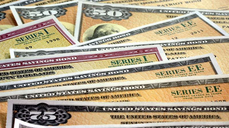 20 Things You Didn't Know Your Parents Had In Their House - Decor Hint Forgotten Investments