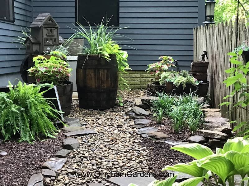 Smart And Stylish: 12 Exterior Design Ideas Seen Across Nebraska Homes - Decor Hint Rain Barrel Collection Systems