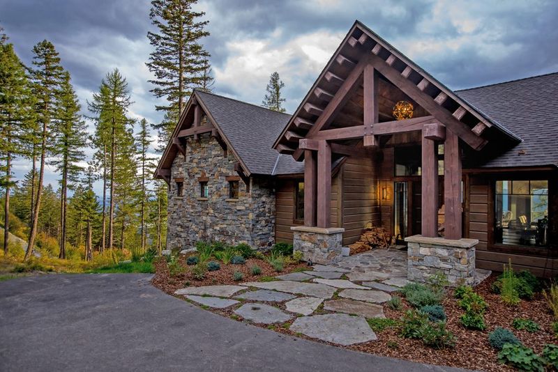 2025's Take On 8 Rustic Exterior Styles From Montana Lodges You'll Want To Try - Decor Hint Natural Stone Facades And Accents