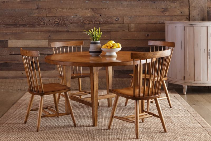 Rustic Yet Refined: 10 Pennsylvania Decorating Trends That Last - Decor Hint Windsor Chairs And Colonial Touches