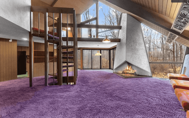 10 Retro Decor Ideas That Hold Up Today, And 5 That Definitely Don't - Decor Hint Shag Carpeting Wall-to-Wall