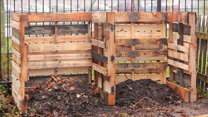 DIY The Ohio Way: 11 Weekend Projects To Tackle At Home - Decor Hint Construct A Backyard Compost Bin