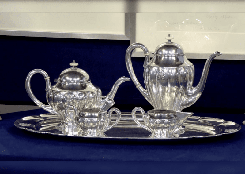 Found In Attics, Sold For Thousands: 17 1900s Antiques Worth Looking For - Decor Hint Vintage Sterling Silver