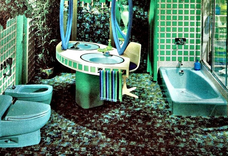 9 Bathroom Styles That Are On Their Way Out By The End Of The Decade (And 9 That Are Timeless) - Decor Hint Outdated: Bathroom Carpet